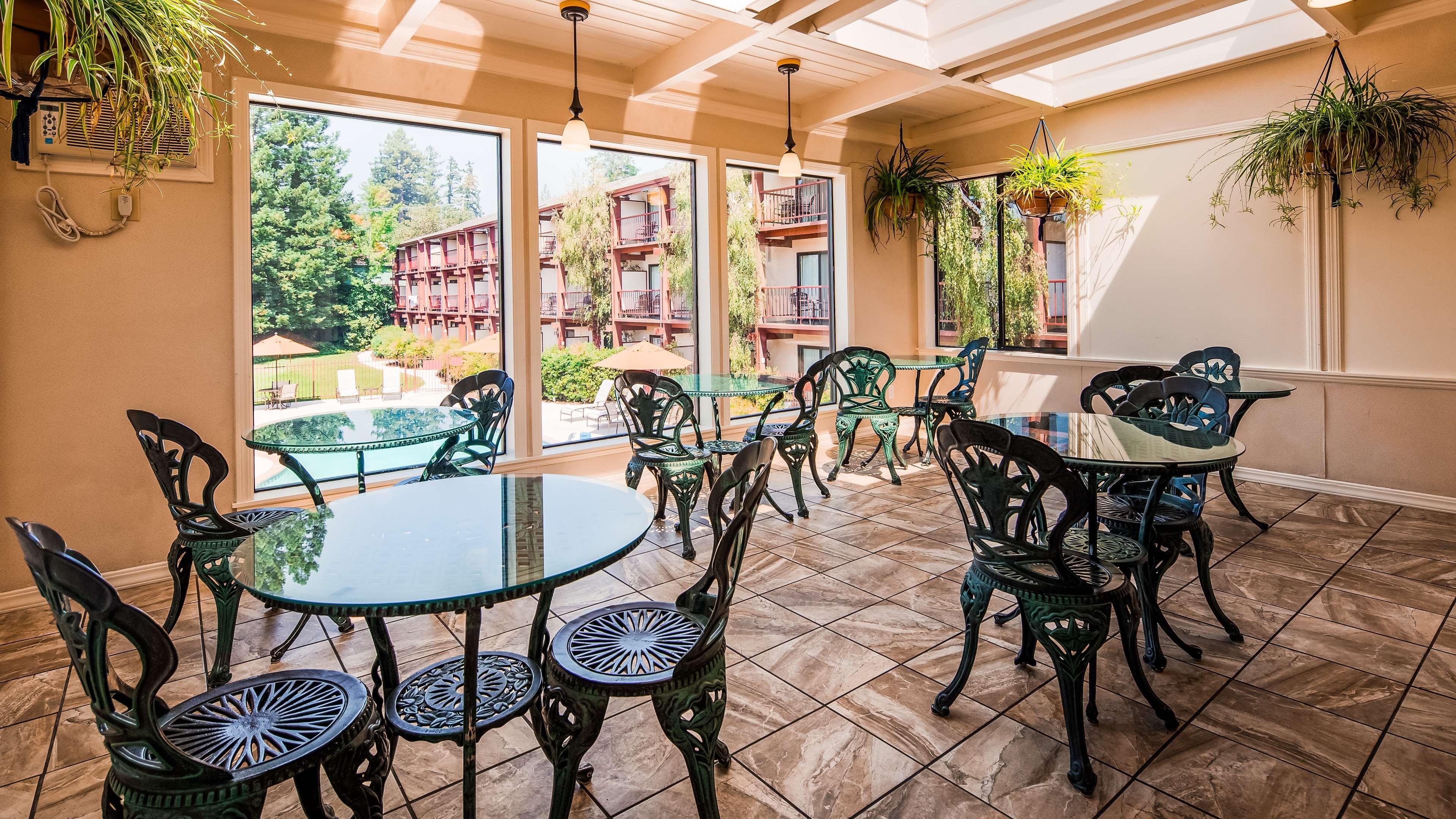 Best Western Plus Humboldt House Inn Garberville Exterior foto